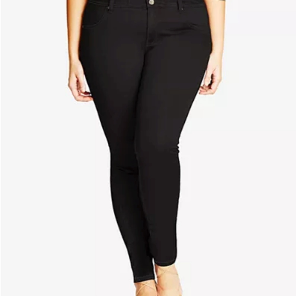 NWT Chic Denim Harley High Rise Skinny Jean